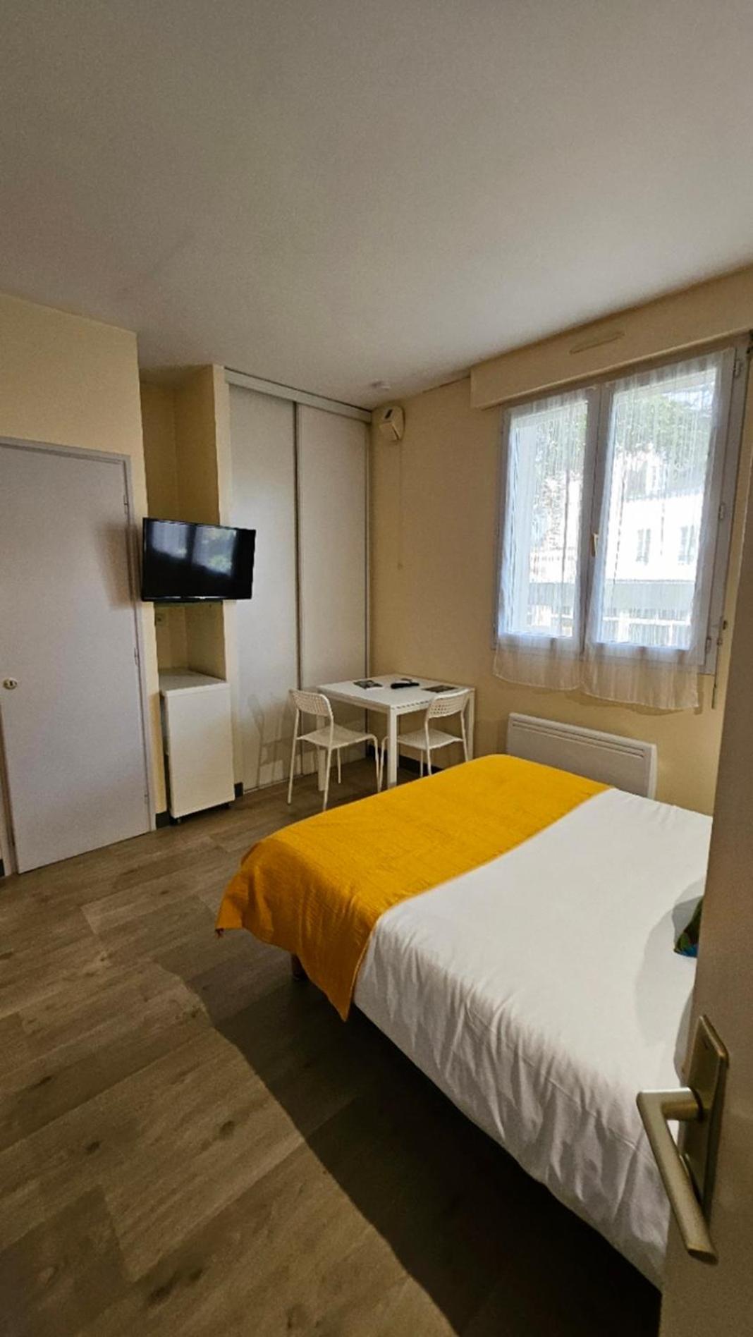 Appartement L'Annexe à Pontivy Extérieur photo